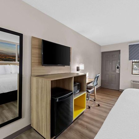 Days Inn By Wyndham Brownsville Exteriér fotografie