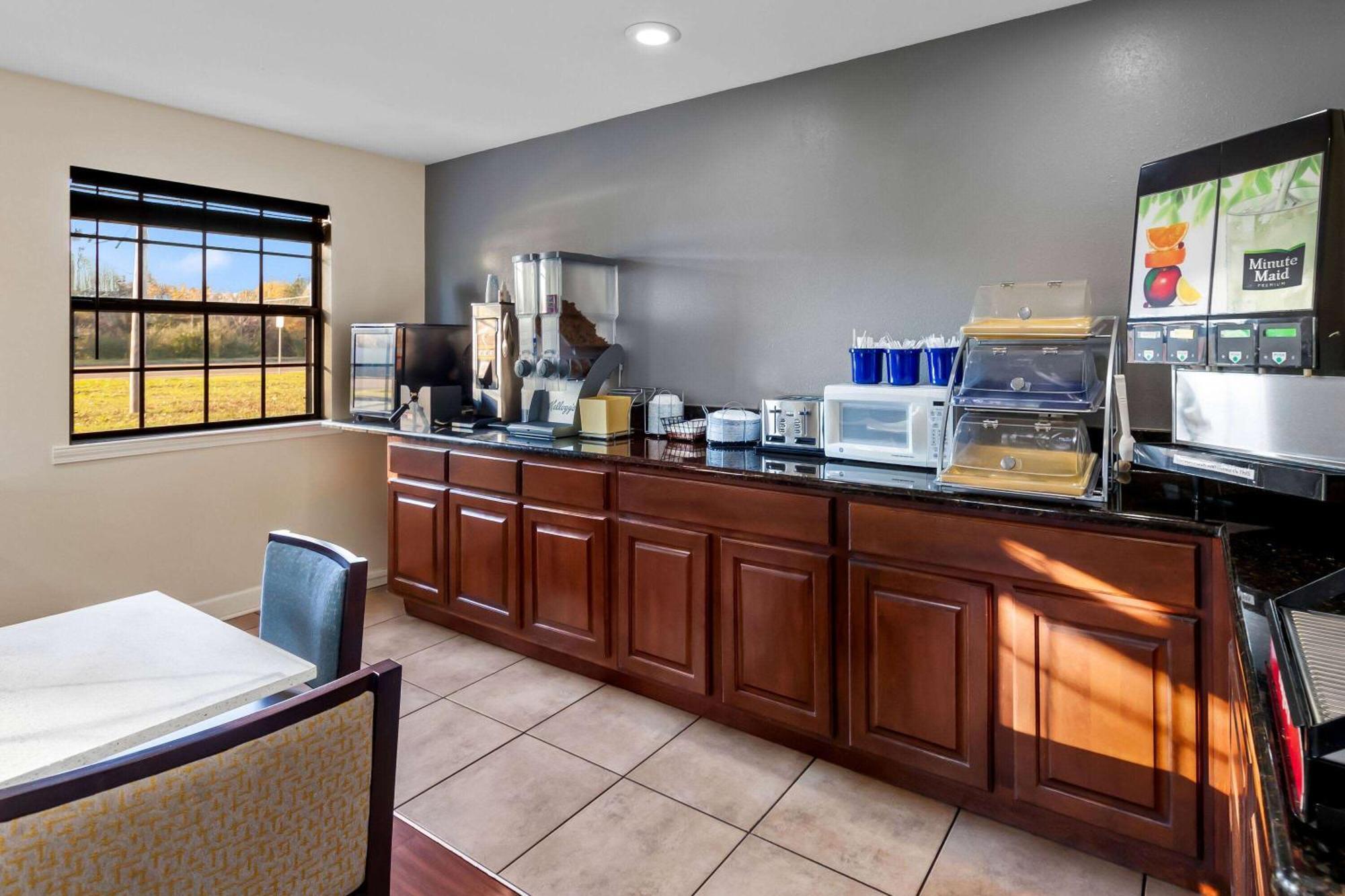 Days Inn By Wyndham Brownsville Exteriér fotografie